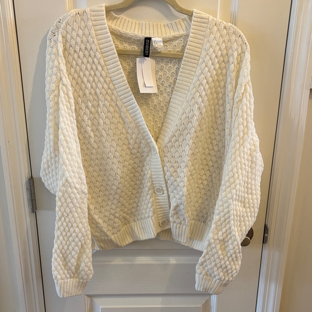 H&M Cream Textured Knit Sweater NWT L